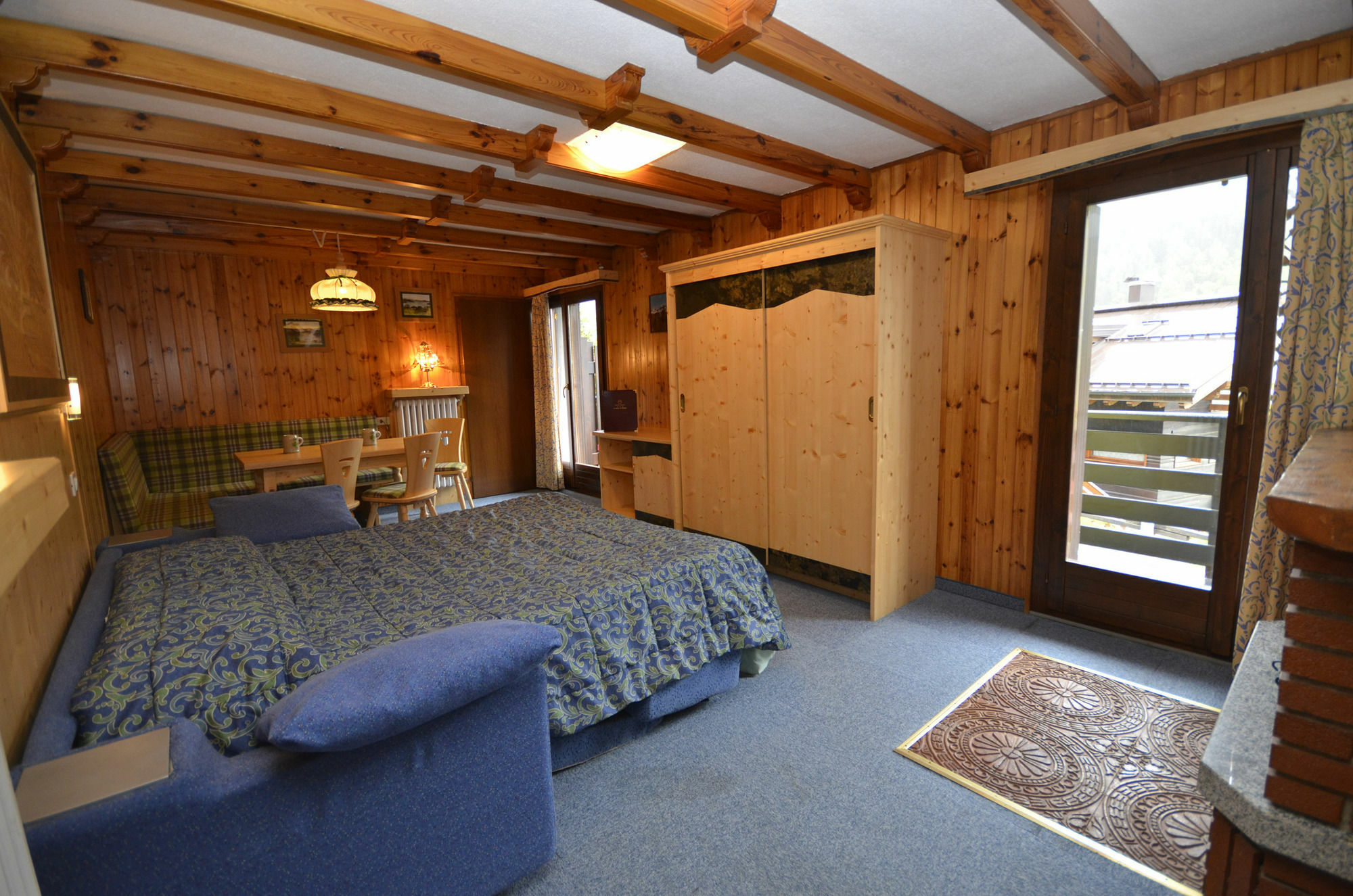 Hotel Cime D'Oro มาดอนนาดีกัมปิโญ ภายนอก รูปภาพ